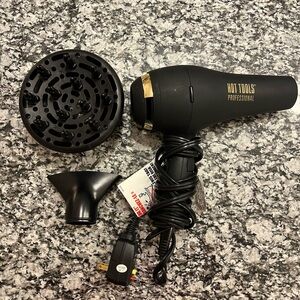 Hot Tools Professional Black Hair Dryer with Diffuser